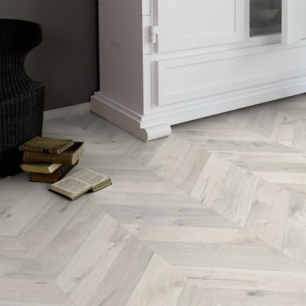 Ламинат Kaindl Natural Touch Wide Plank Дуб Алнвиг К4438, 32 класс, Толщина 8 мм, 2,7 м2