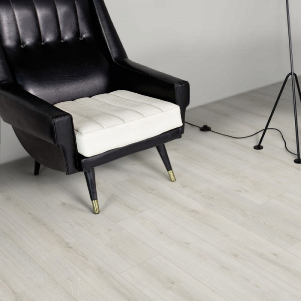 Ламинат Kaindl Natural Touch Standart Plank Дуб Восторженный K4419, 32 класс, Толщина 8 мм, 2,4 м2
